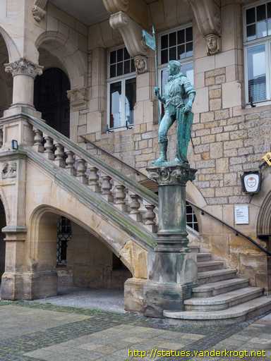 Bückeburg /  Herold mit Banner