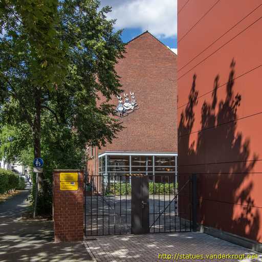 Wolfsburg /  Schulmädchen