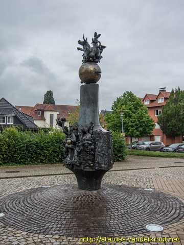 Sulingen /  Europa und die neun Musen