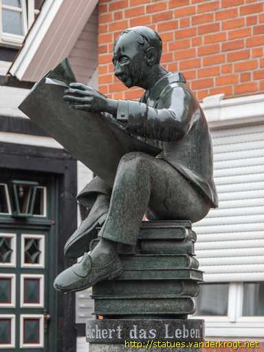 Sulingen /  Der Zeitungsleser - Der Leserbrunnen