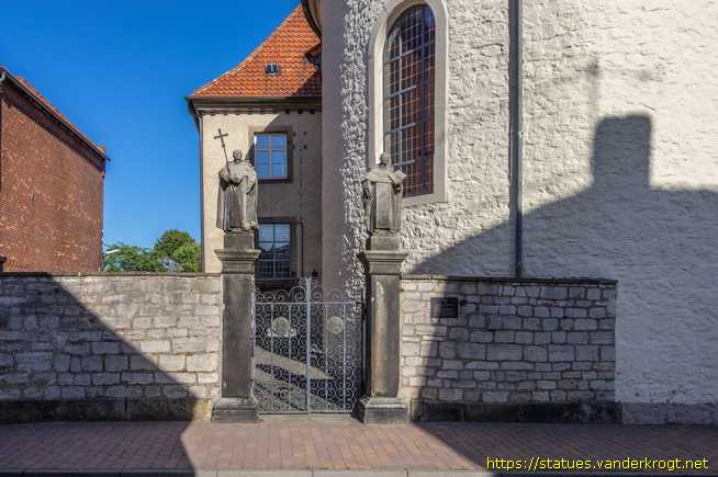 Gronau (Leine) /  Sankt Dominikus und Sankt Thomas von Aquino