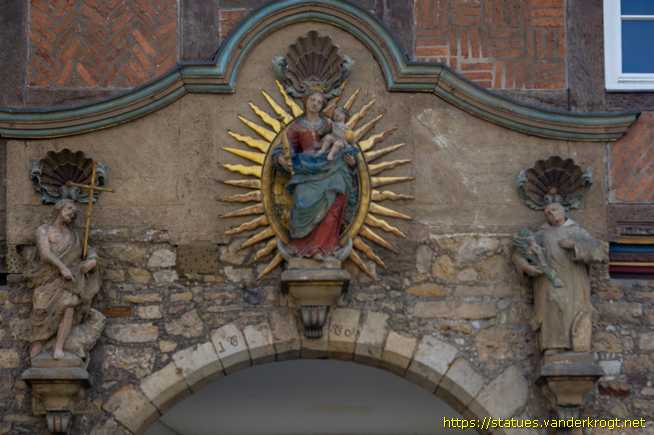 Hildesheim /  Portal des ehem. Karthäuserkloster