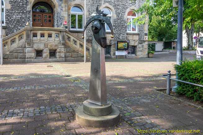 Melle /  (Karneval Skulptur?)