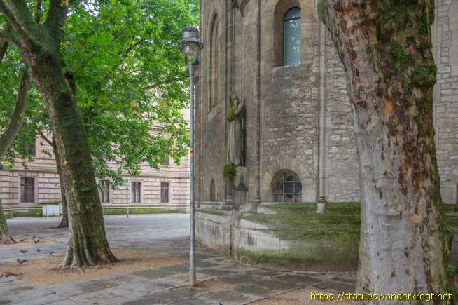 Braunschweig /  Die Trauernde