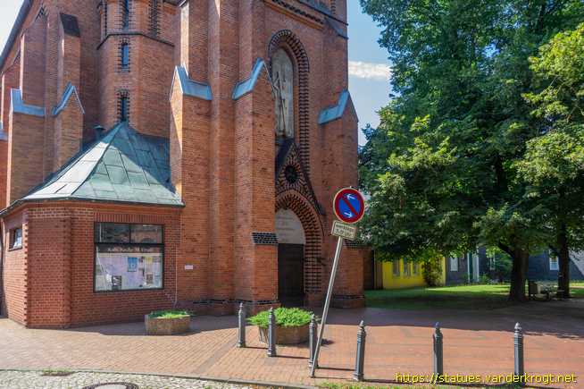 Peine /  Erzengel Michael