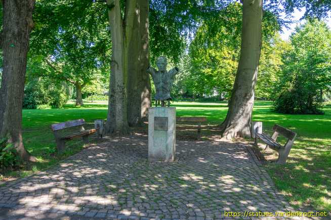 Peine /  Torso des Ehrenmals für die Gefallenen des 1. Weltkrieges