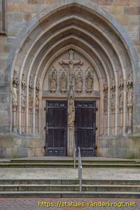 Meppen /  St. Vitus, Christus und die zwölf Apostelen
