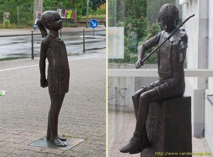 Mönchengladbach /  Violinenspieler und Lauscher
