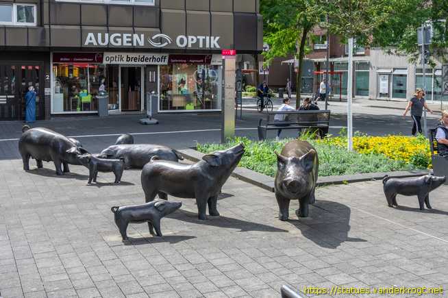 Herten /  Schweineherde