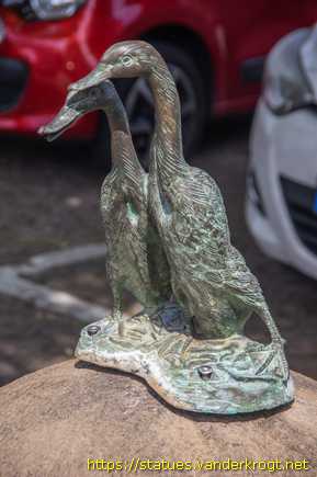 Flüren /  Lupia-Brunnen