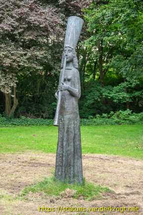 Rheine / Flötenspielerin
