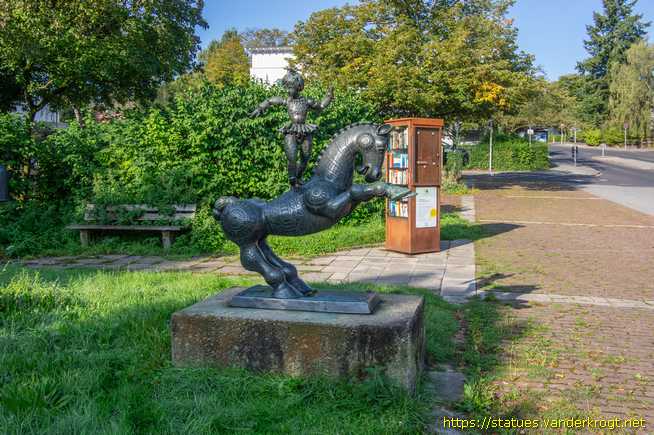 Aachen /  Voltigiererin