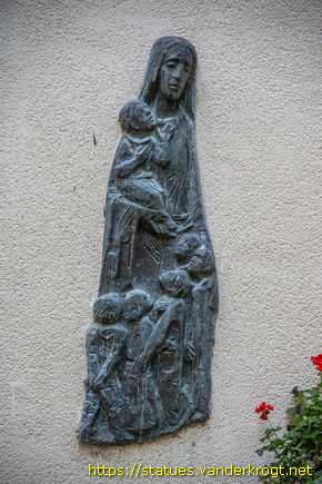 Aachen /  Schutzmantelmadonna