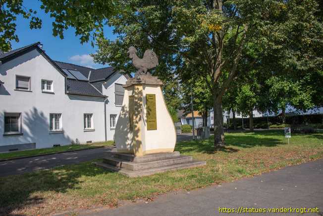 Frechen /  Hahnen Denkmal