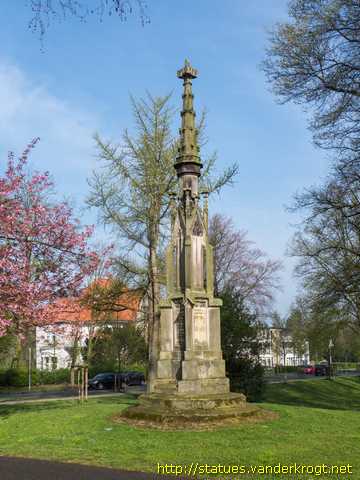 Lemgo /  Engelbert-Kaempfer-Denkmal