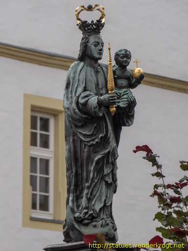 Paderborn /  Marienstatue am Kamp