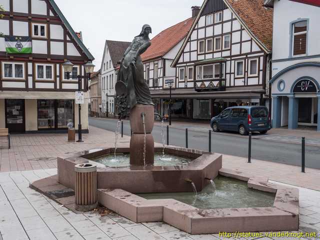 Blomberg /  Alheyd-Pustekoke-Brunnen