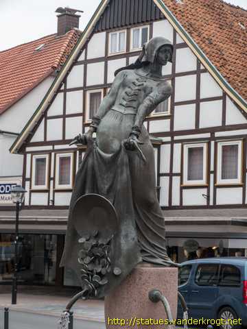 Blomberg /  Alheyd-Pustekoke-Brunnen