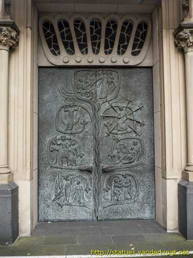Bad Godesberg /  Bronzetür der Marien-Kirche