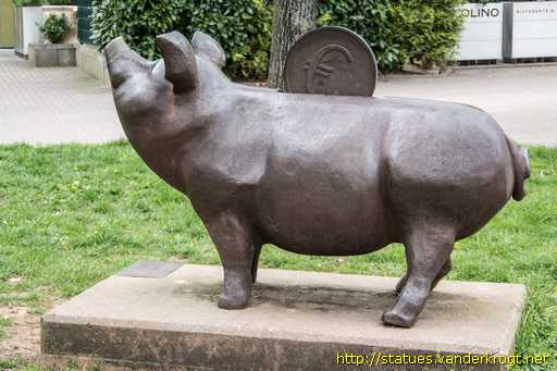 Euskirchen /  Euskirchener Sparschwein-Denkmal
