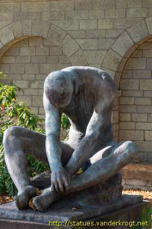 Soest /  Der Trauernde <i>oder</i> Gebeugter Mann