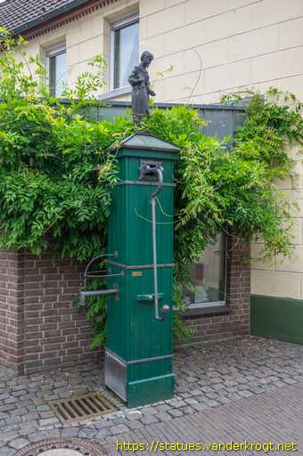 Straelen /  Lucia-Pumpe