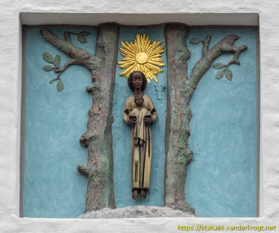 Aldenhoven /  Maria mit Kind