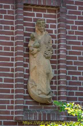 Emmerich am Rhein /  Maria mit Kind