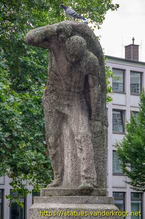 Witten /  Sackträger-Brunnen