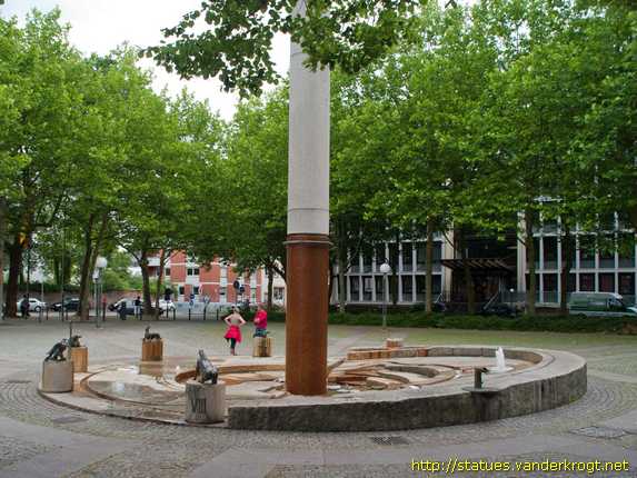 Trier /  Wasseruhrbrunnen