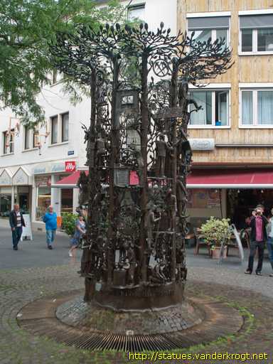 Trier /  Brunnen des Handwerks