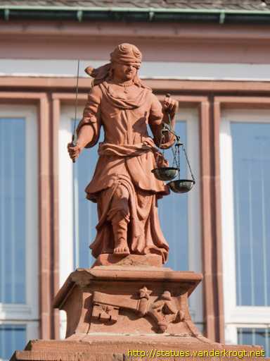 Worms /  Gerechtigkeitsbrunnen