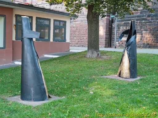 Worms /  Der Streit der Königinnen