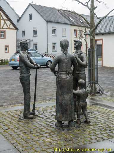Großlittgen /  Figurengruppe "Dorfgespräche"