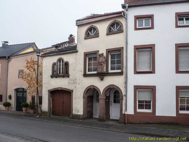 Bitburg /  Lichters Klos un de Wilhelm