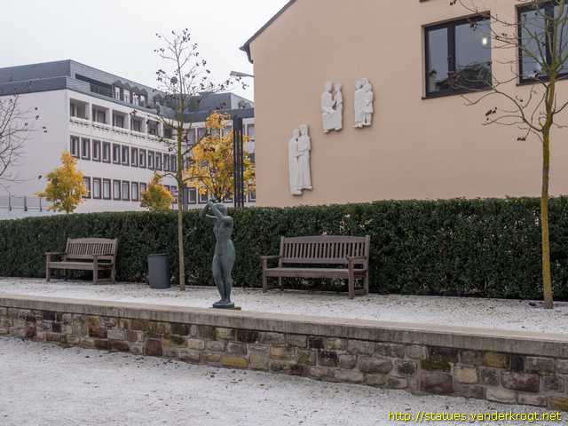 Bitburg /  Stehende