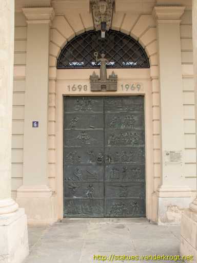 Magdeburg /  Bronzetür am Rathaus Magdeburg