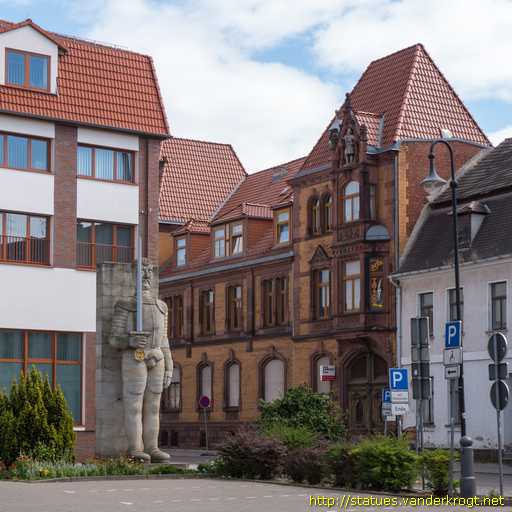 Burg bei Magdeburg /  Roland