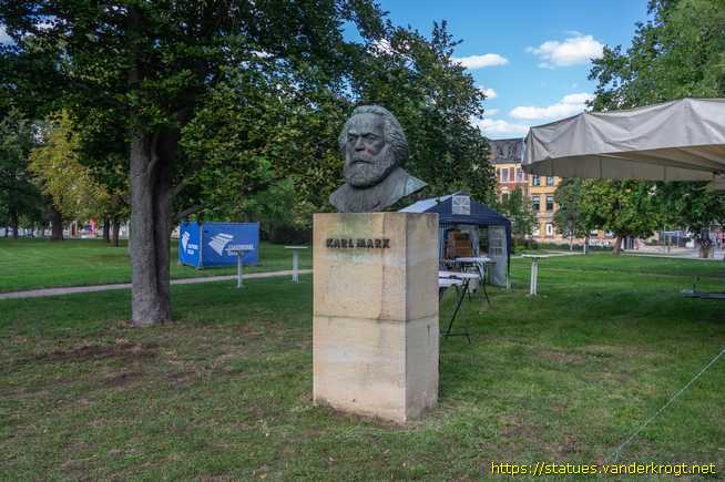 Dessau /  Karl Marx