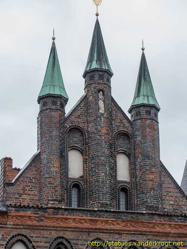 Lübeck /  Madonnenfigur mit Kind