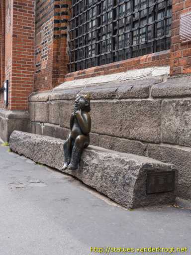 Lübeck /  Die Teufels-Figur auf dem Teufelsstein