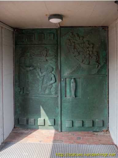 Helgoland /  Bronzetür der Nikolai-Kirche
