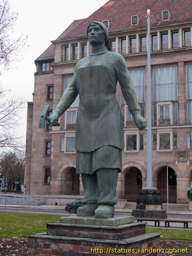 Dresden /  Trümmerfrau