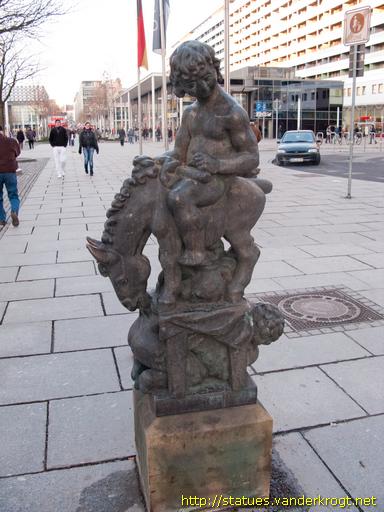 Dresden /  Tischlein-Deck-Dich (oder: Der Goldesel)