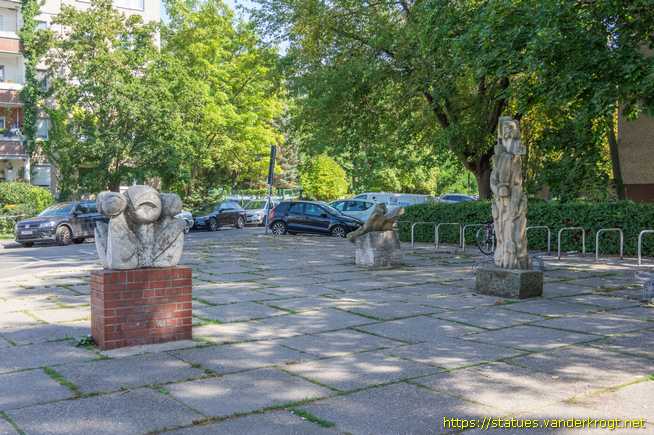 Leipzig /  Drei Skulpturen in der Manetstraße