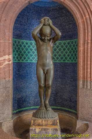 Leipzig /  Badender Knabe