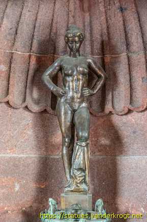 Leipzig /  Badendes Mädchen