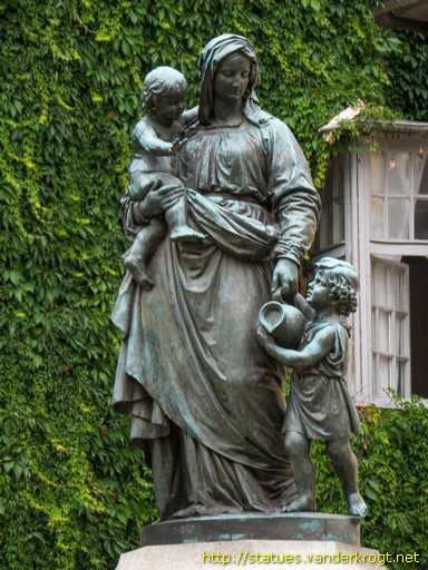 Weimar /  Donndorfbrunnen