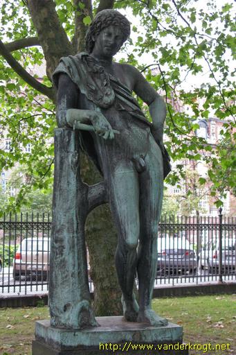 København /  Hvilende satyr