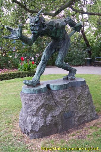 København /  Trold der lugter kristenblod